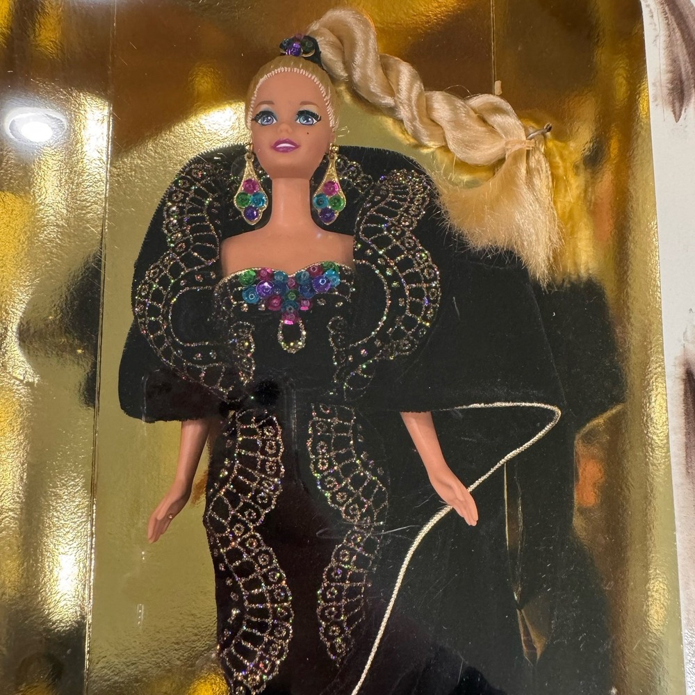 Classique Collection Midnight Gala 1995 Barbie Doll